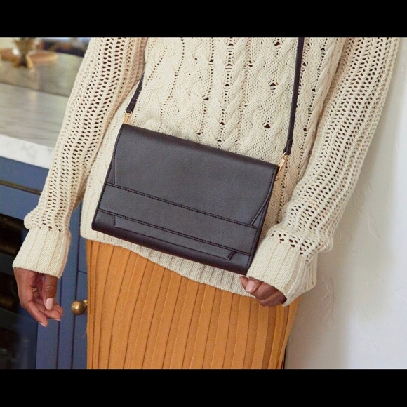 Summer & Rose Celine Vegan Leather Crossbody Purse - Picture 1 of 6